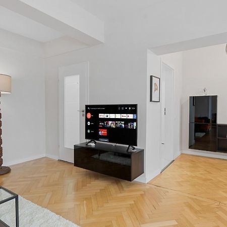 Rentforcomfort Coquette 1Bdr Calea Victoriei Bukarest Exterior foto