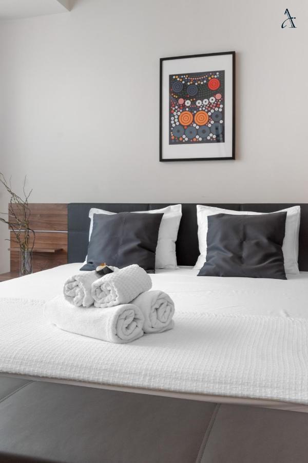 Rentforcomfort Coquette 1Bdr Calea Victoriei Bukarest Exterior foto