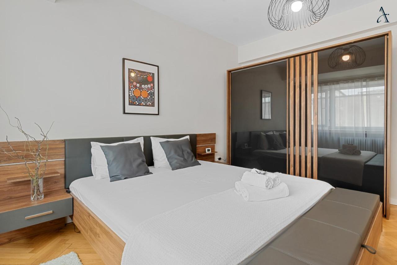 Rentforcomfort Coquette 1Bdr Calea Victoriei Bukarest Exterior foto